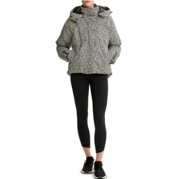 Varley Carmeline Puffer Jacket in Micro Leopard Print - Picture 3 of 16